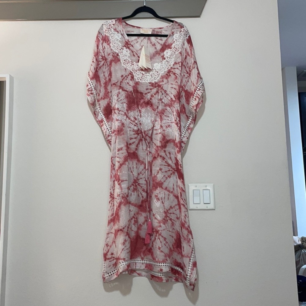 Rococo Sand Ava Tie Dye Lace Detail Caftan in Rosewood SZ XXS NWT